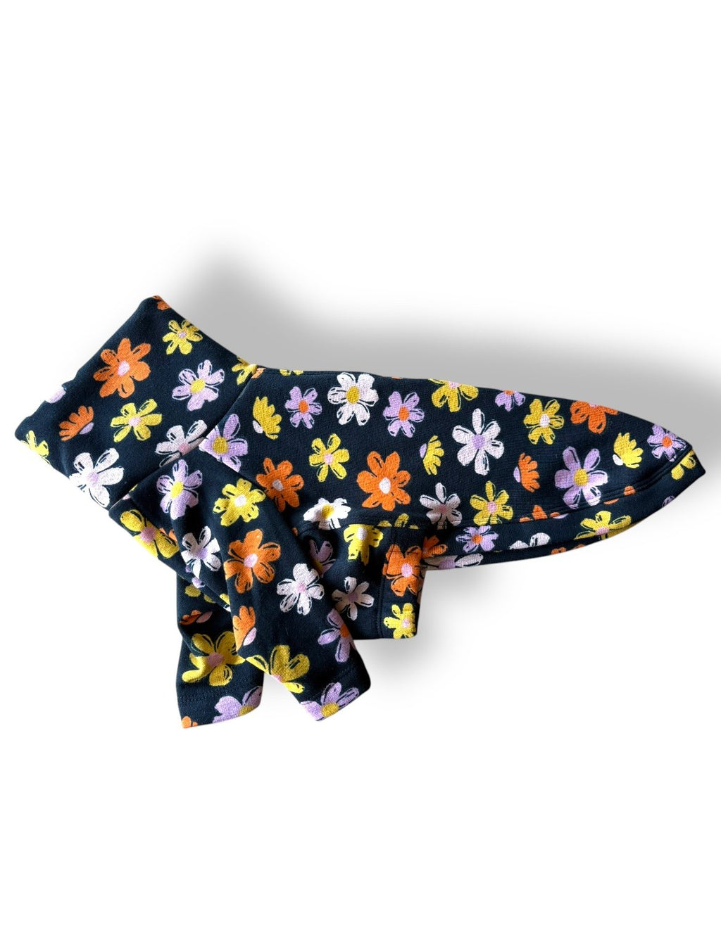 Floral-patterned headband on a white background