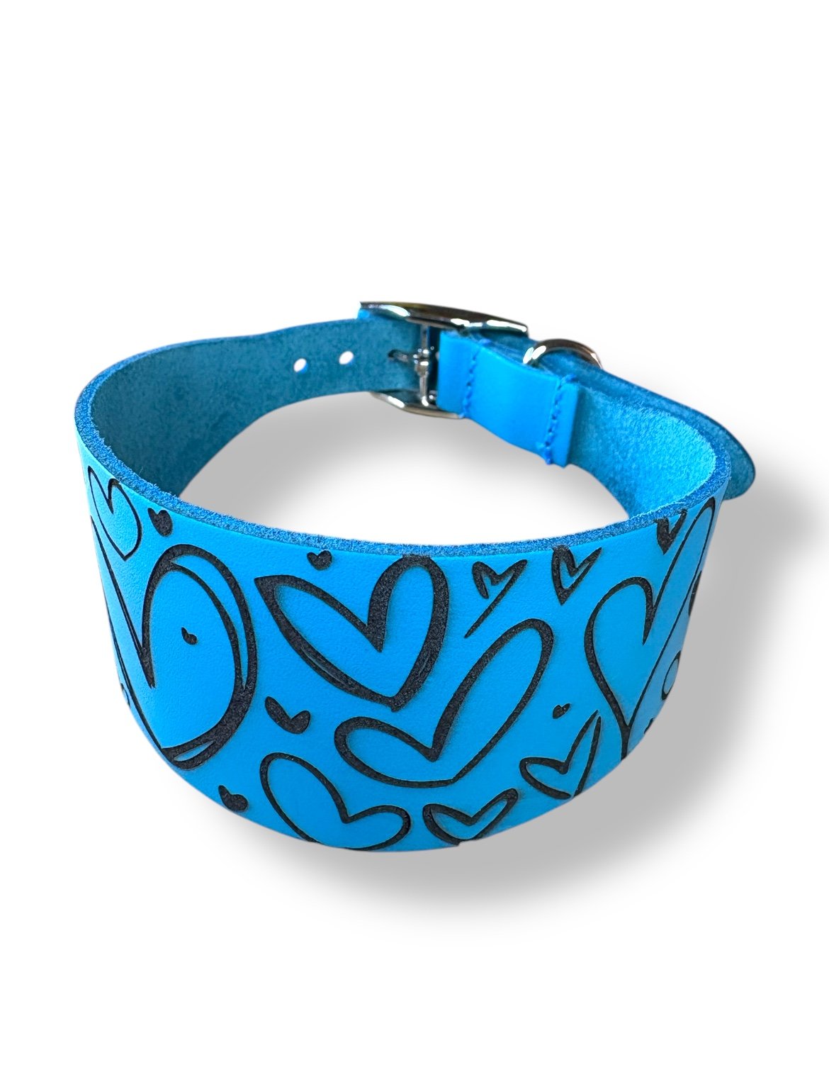 Blue dog collar with black heart pattern on a white background