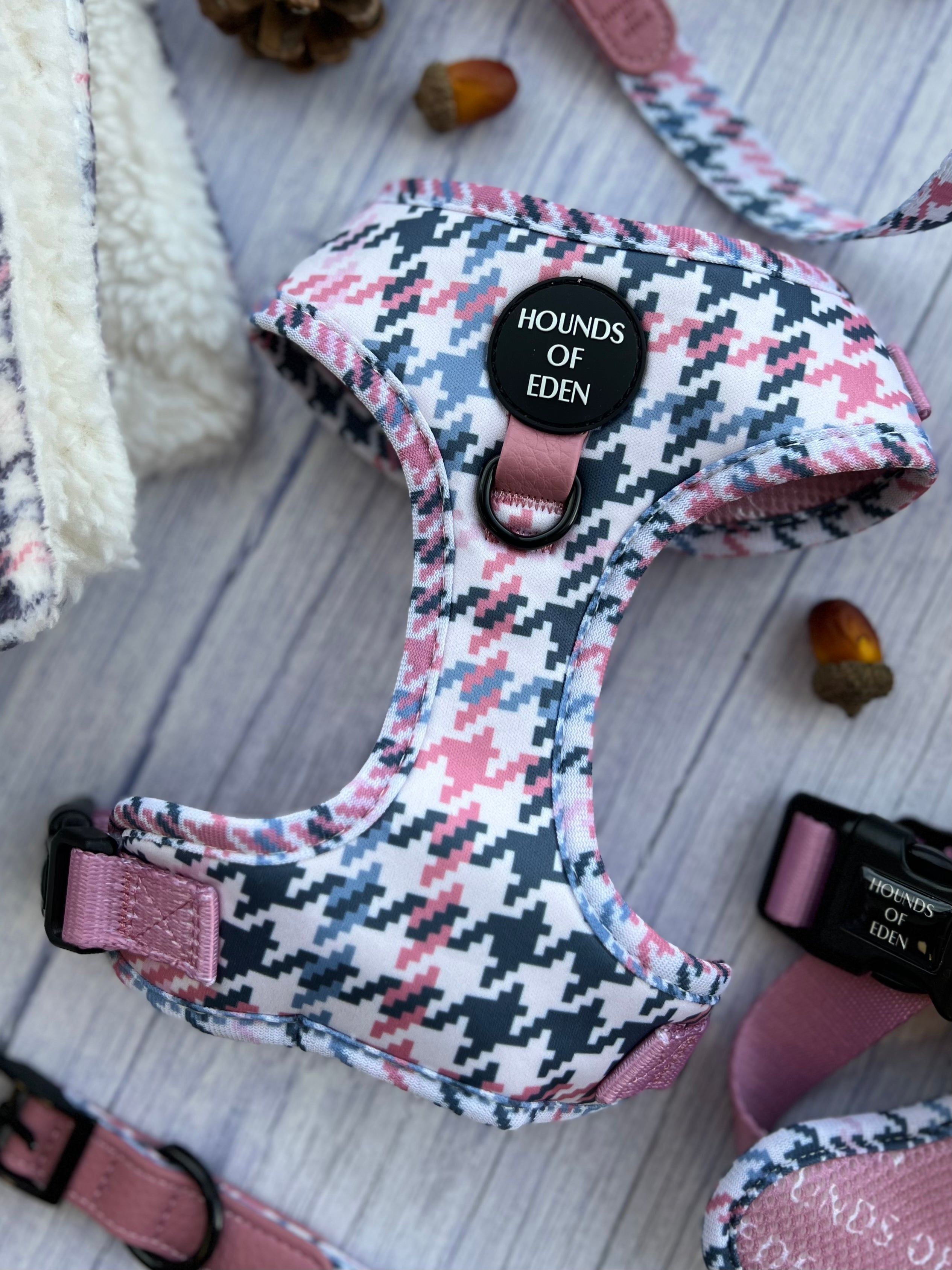 Pink Houndstooth Leather Dog Collar