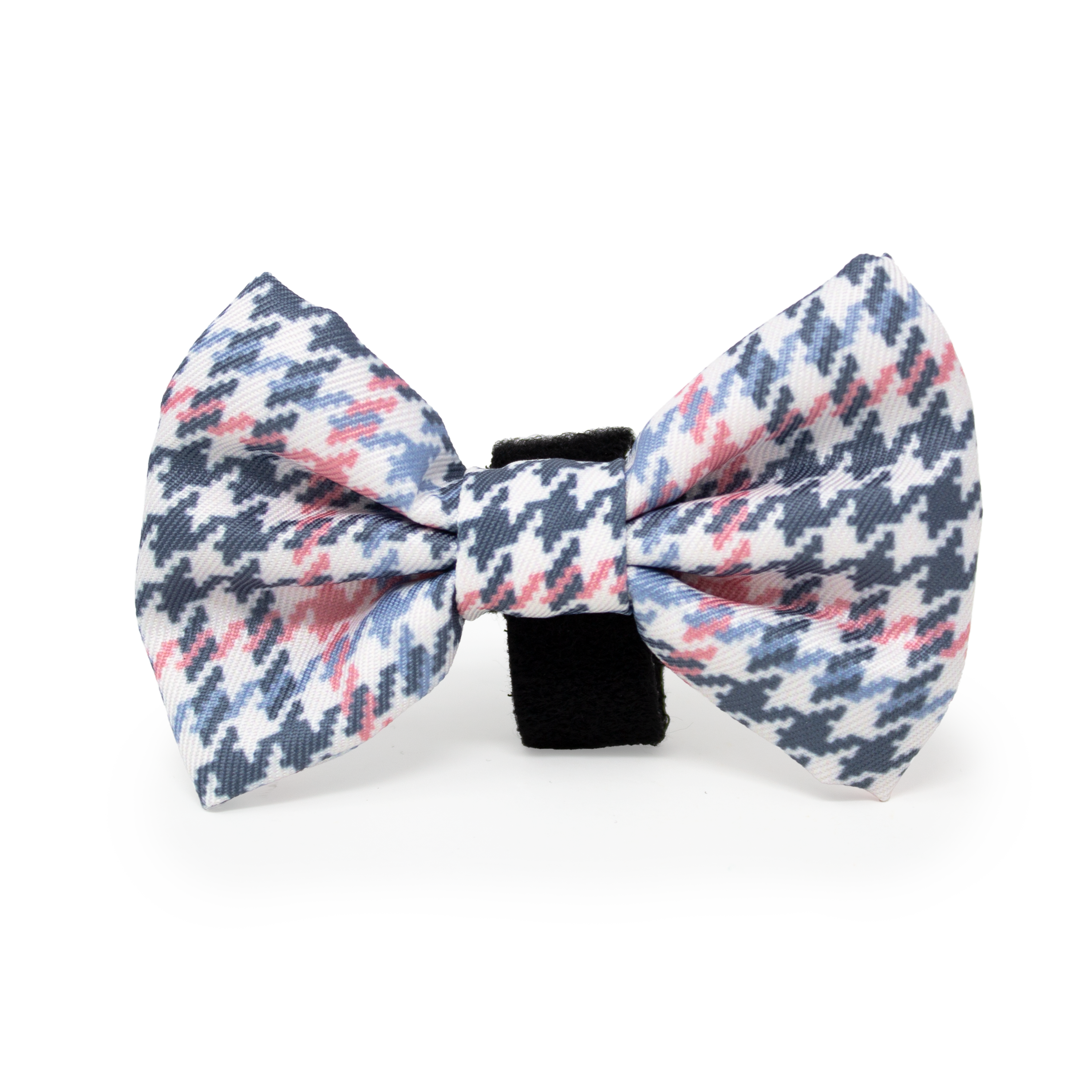 Plaid patterned bow tie on a white background